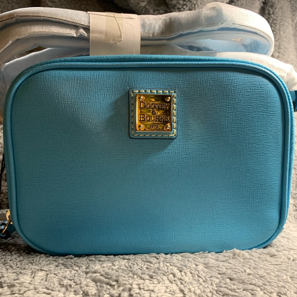 NWT Dooney & Bourke Saffiano Sawyer Crossbody